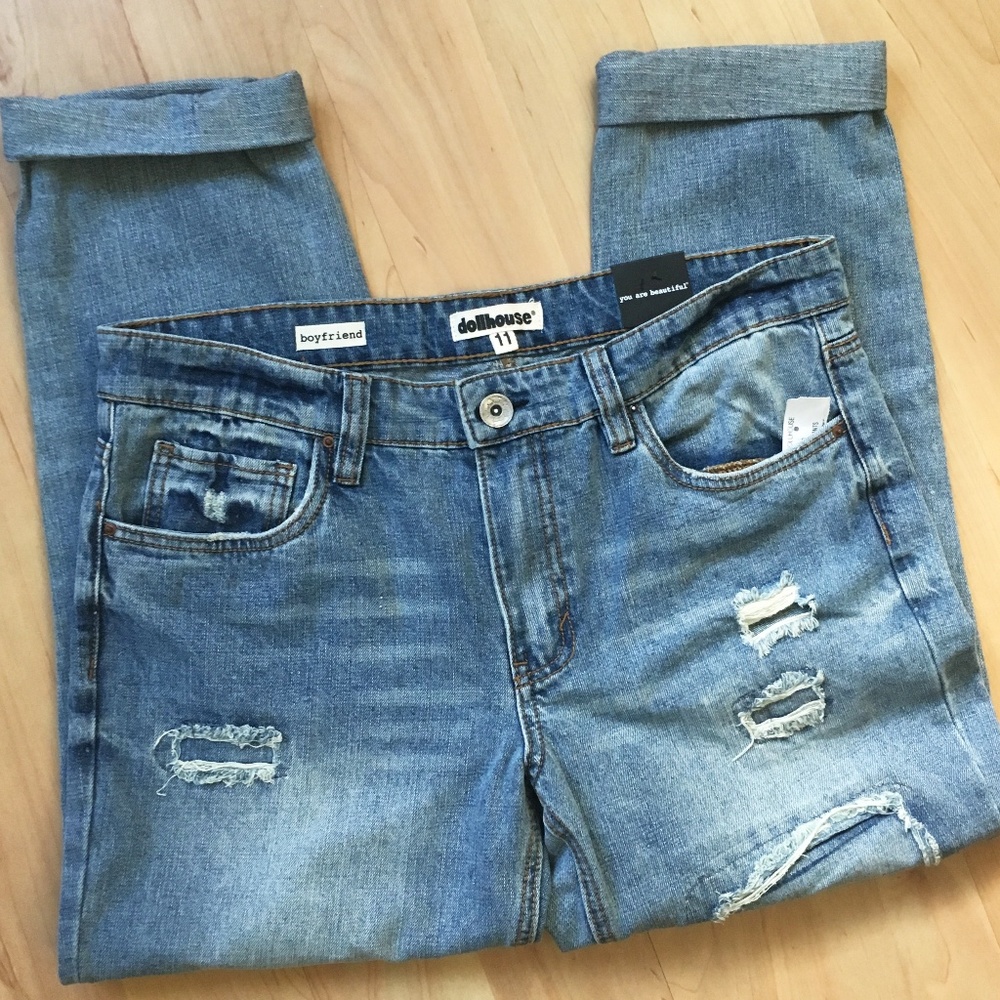 Dollhouse Distressed Boyfriends Jeans, 11